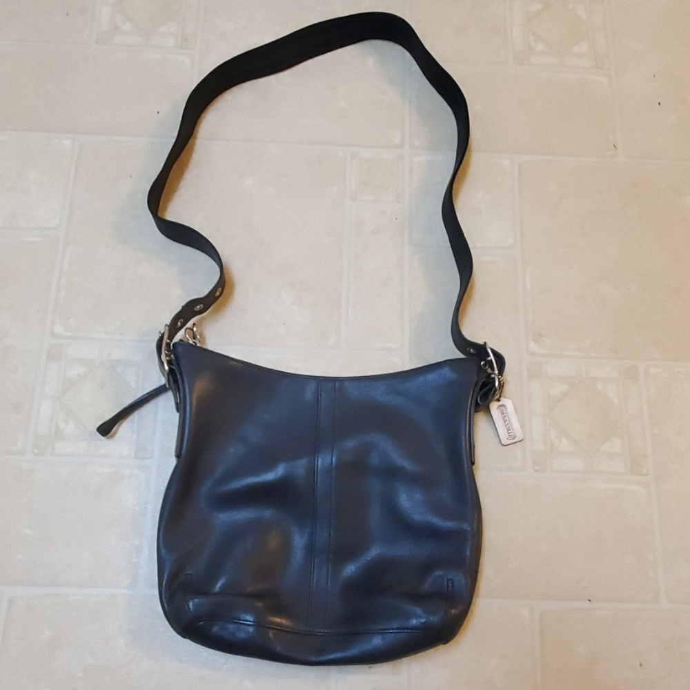 Vintage Coach leather shoulder bag